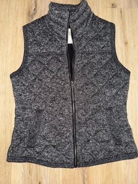 Abercrombie & Fitch Women’s Medium Gray Quilted Full Zip Sweater Vest Mock Neck